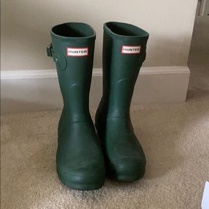 Green hunter boots size 9 (UK 7)